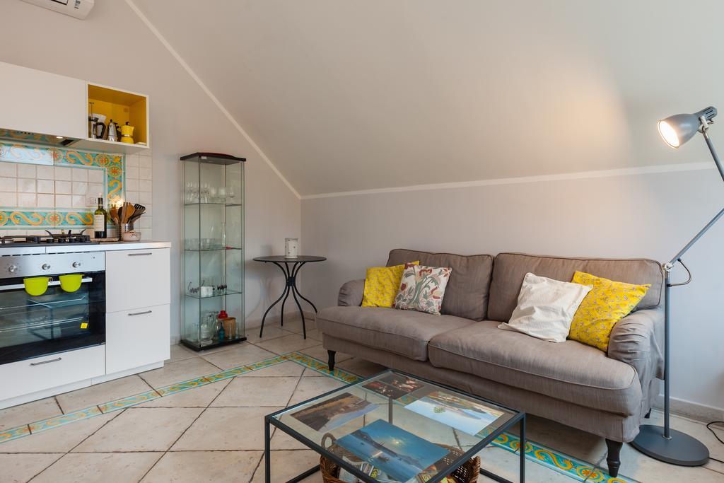 Appartamento Bright Rooftop By Napoliapartments Napoli
